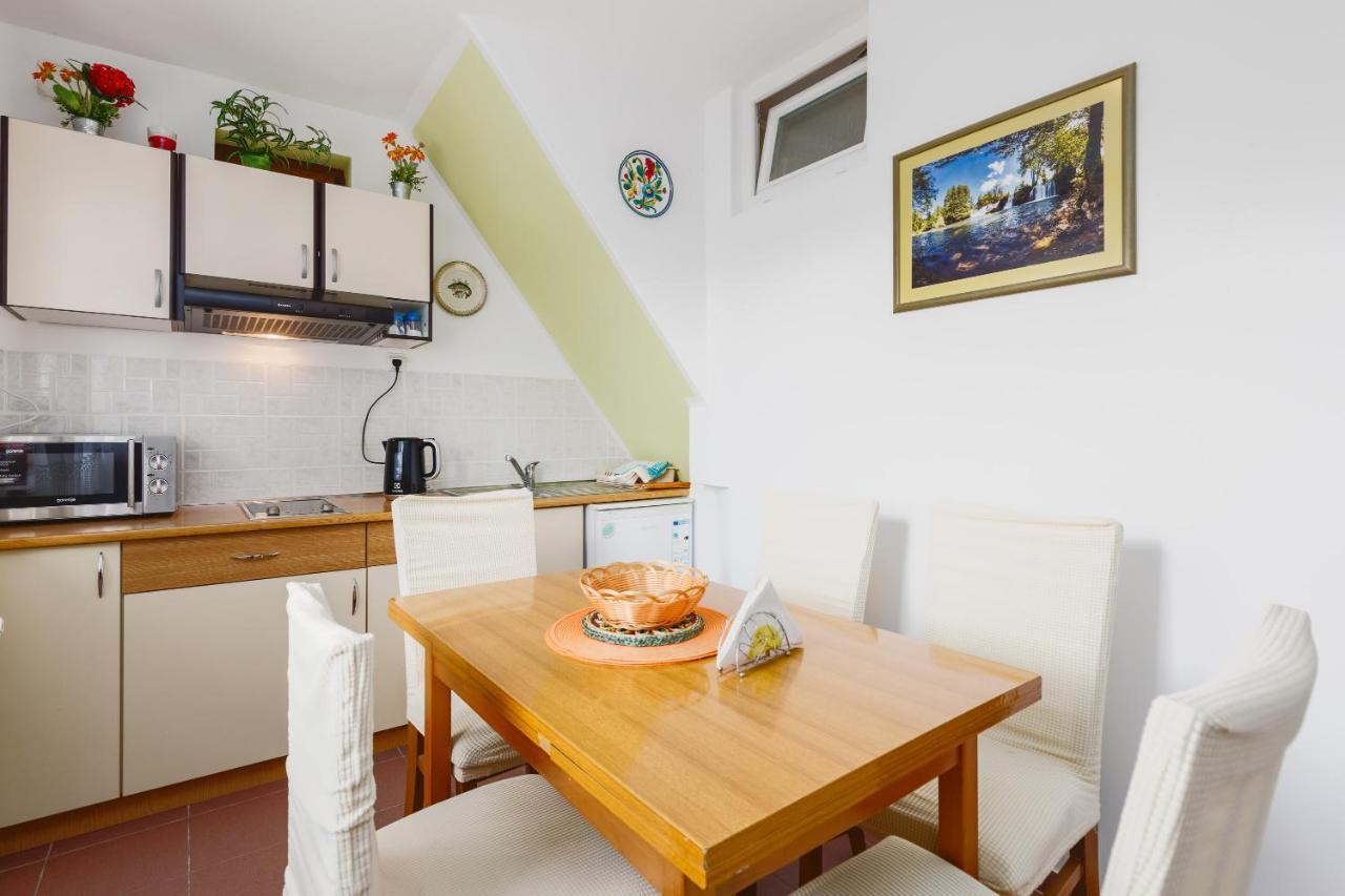 Apartment Zalac Slunj Buitenkant foto