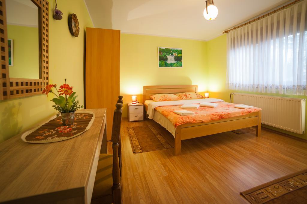 Apartment Zalac Slunj Buitenkant foto
