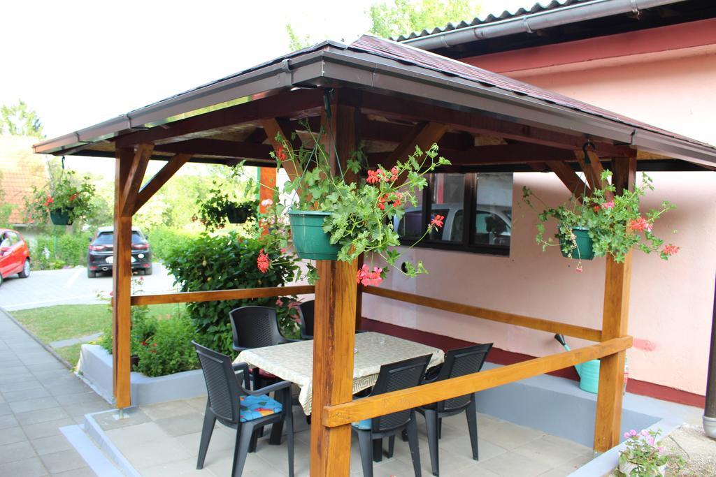 Apartment Zalac Slunj Buitenkant foto