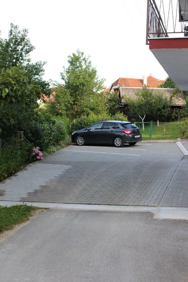 Apartment Zalac Slunj Buitenkant foto